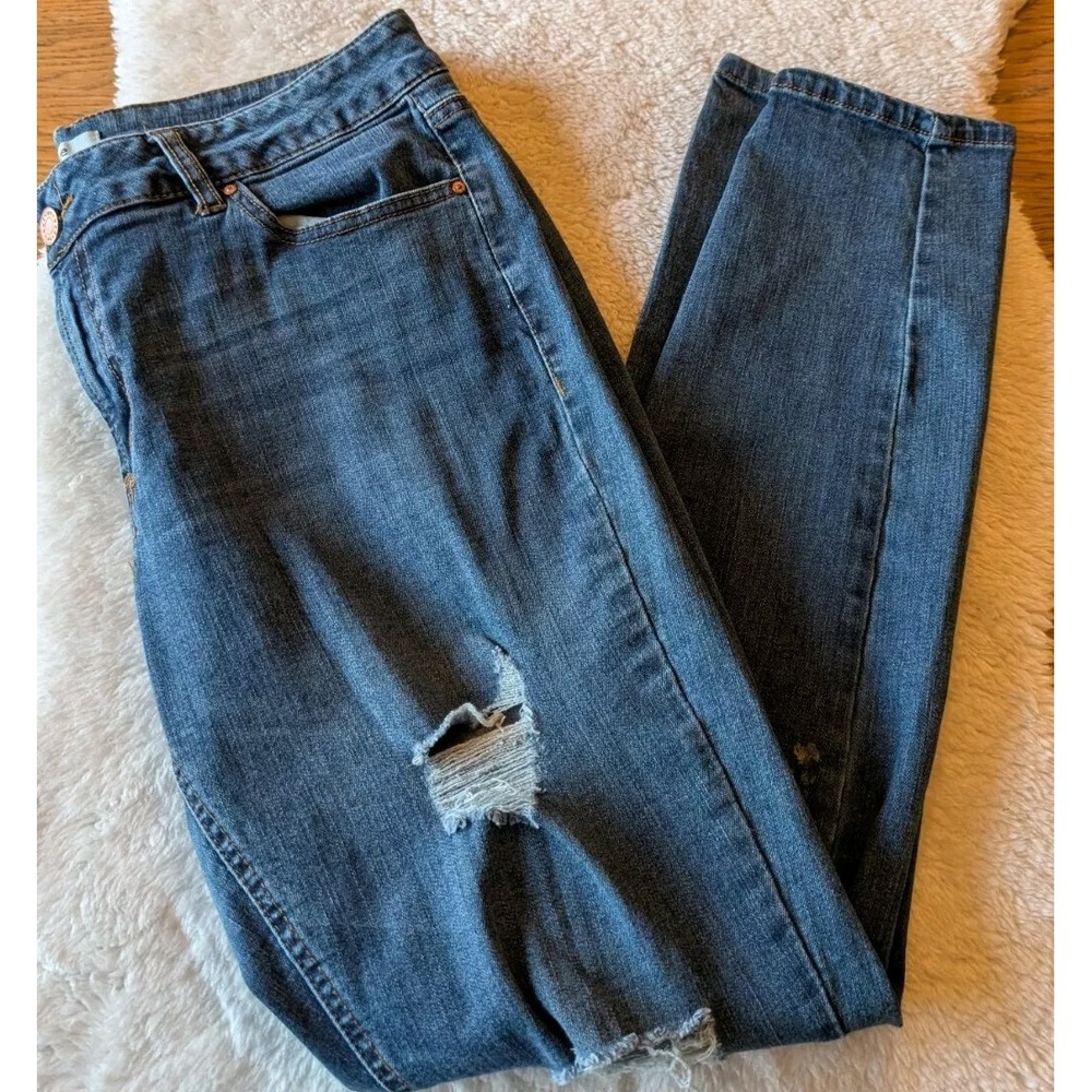 Refugee Women's Denim Jeans Distressed Skinny Blue 5 Pocket Stretch Sz 14